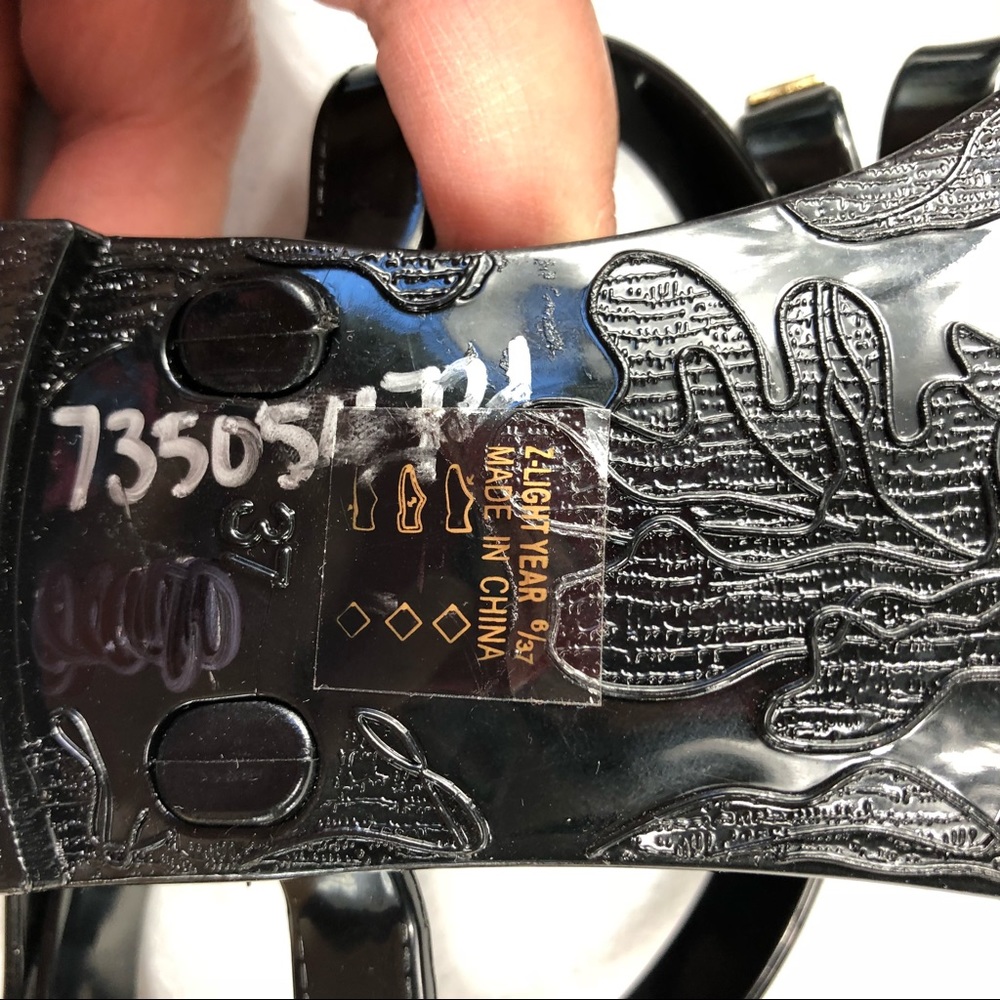 New Chinese Laundry Black Sandals Size 6  (#30) - Picture 8 of 8